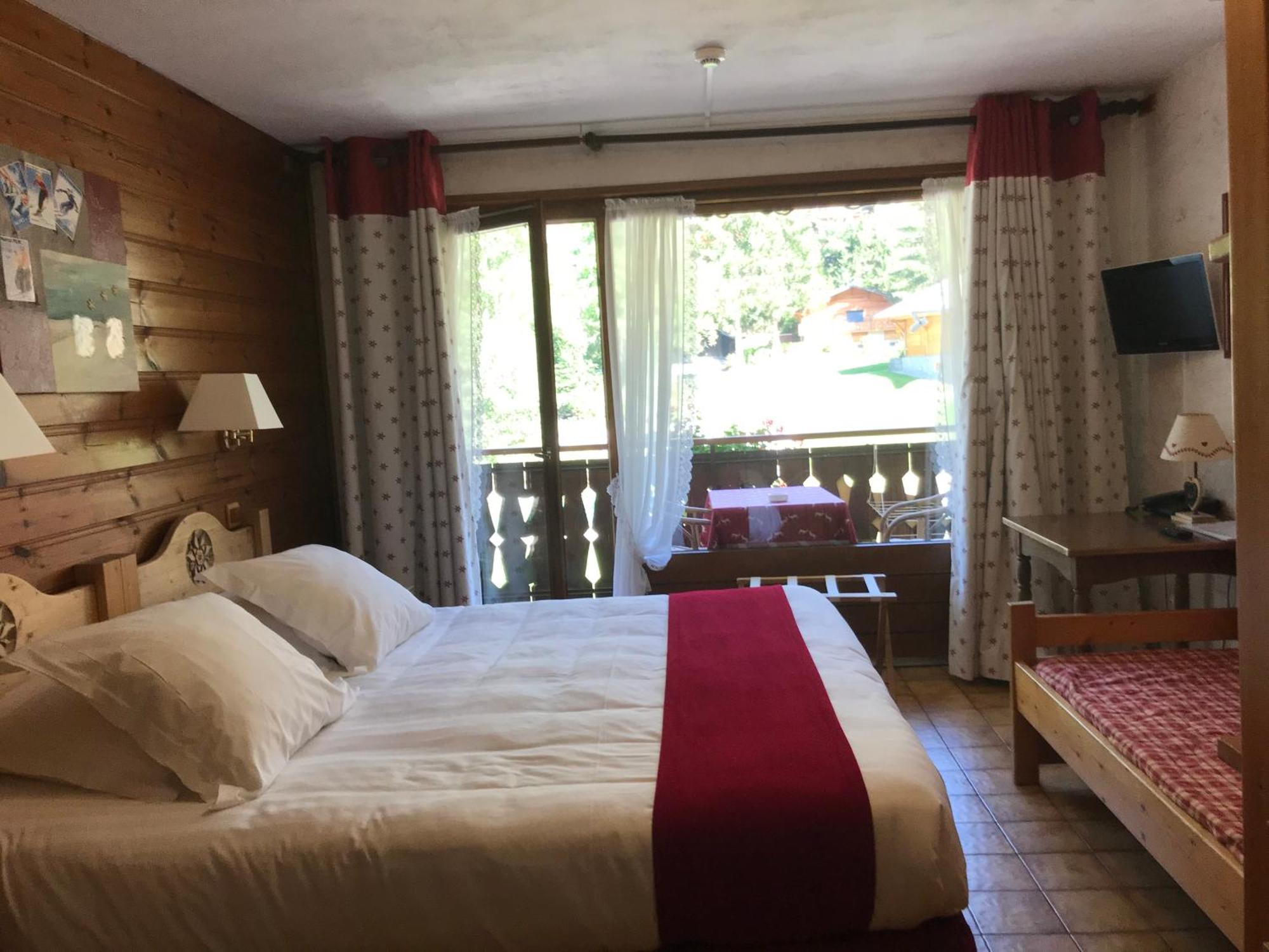 Au Bois De Lune Châtel Exterior foto